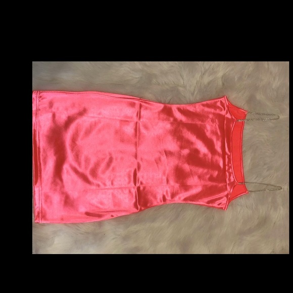 👗2/50$👗 Silk pink dress ❌ONLY SMALL AVAILABLE ❌ - Picture 4 of 7